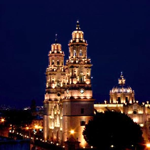 Visitar la Catedral de Morelia